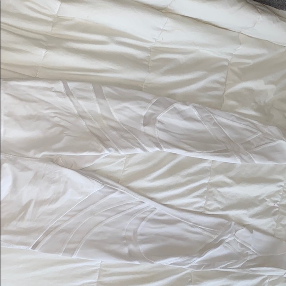 White lululemon leggings - Picture 5 of 7